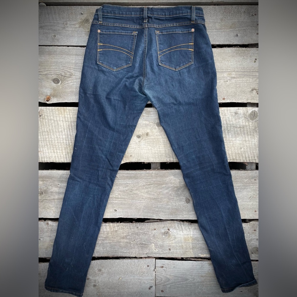 Second Yoga Jeans premium Canada Denim- skinny mid rise